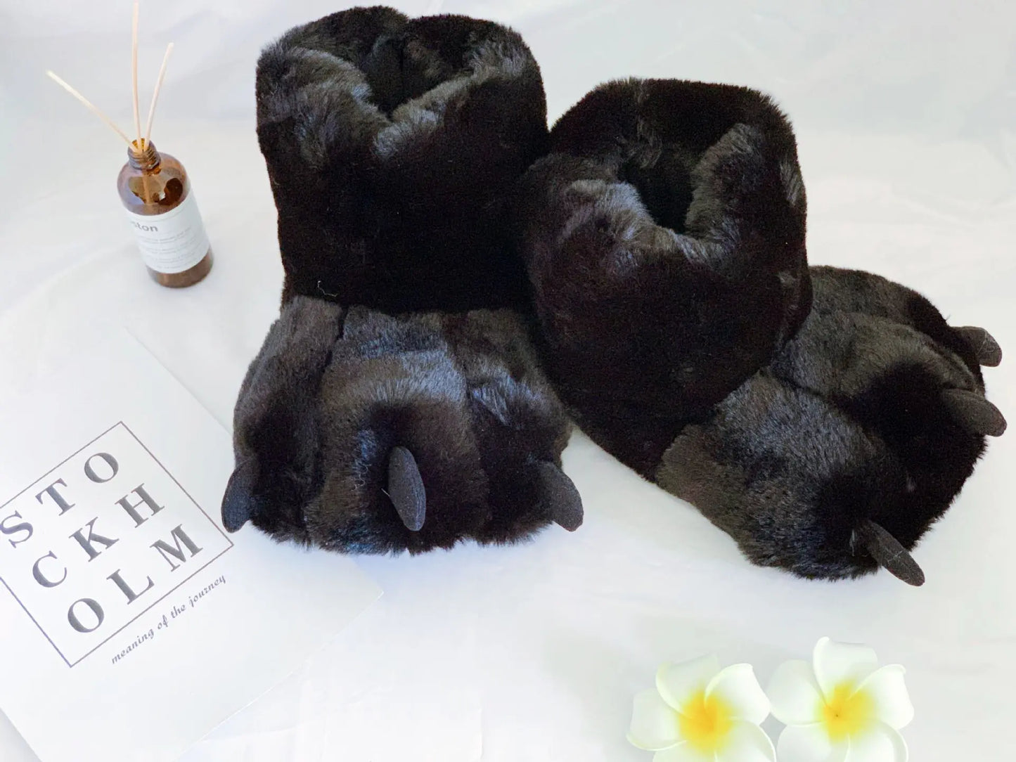 Cozy Slippers Bear Claw Design Furry Warm For Women And Men - ToylandEU