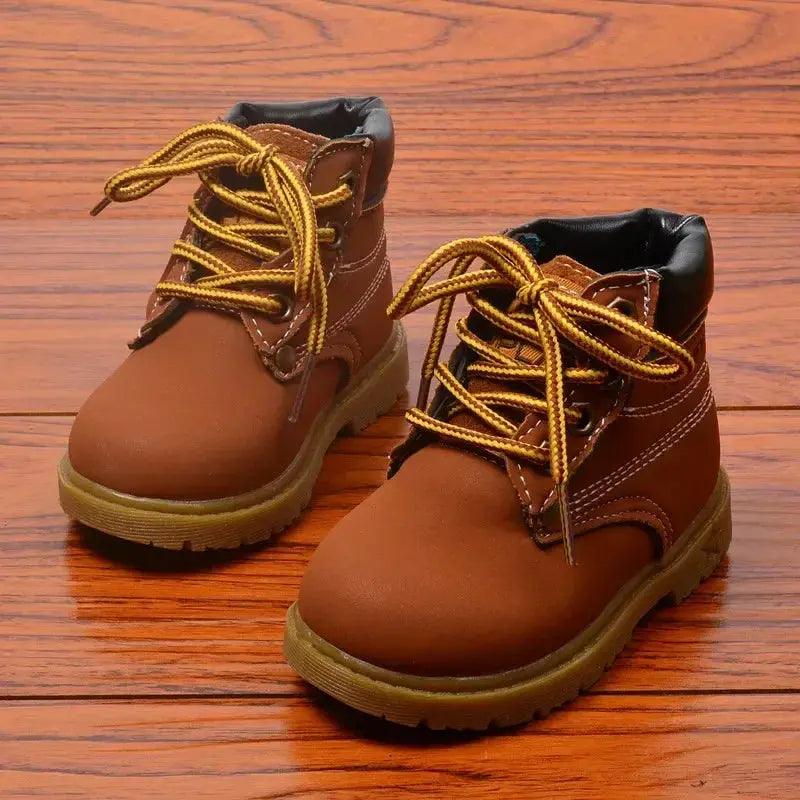  Cozy Toddler Boots Lace Up Plush Lining 1Y Toyland EU -  ToylandEU™