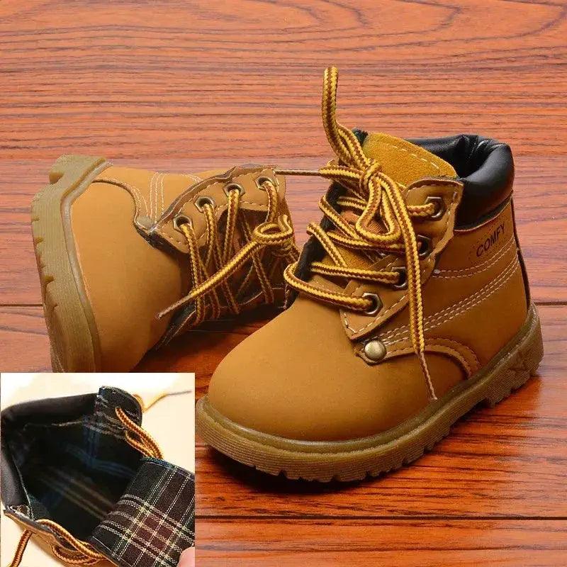  Cozy Toddler Boots Lace Up Plush Lining 1Y Toyland EU -  ToylandEU™