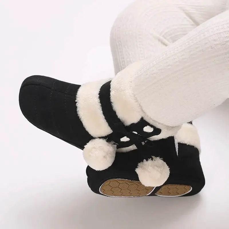  Cozy Winter Crib Boots for Infants - Soft Soled Snow Shoes for Boys and Girls -  ToylandEU™