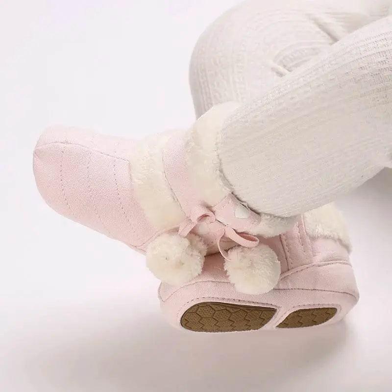  Cozy Winter Crib Boots for Infants - Soft Soled Snow Shoes for Boys and Girls -  ToylandEU™