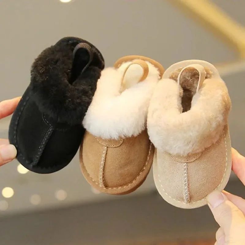 Cozy Woolen Baby Slippers Soft Soled For Newborns And Infants - ToylandEU