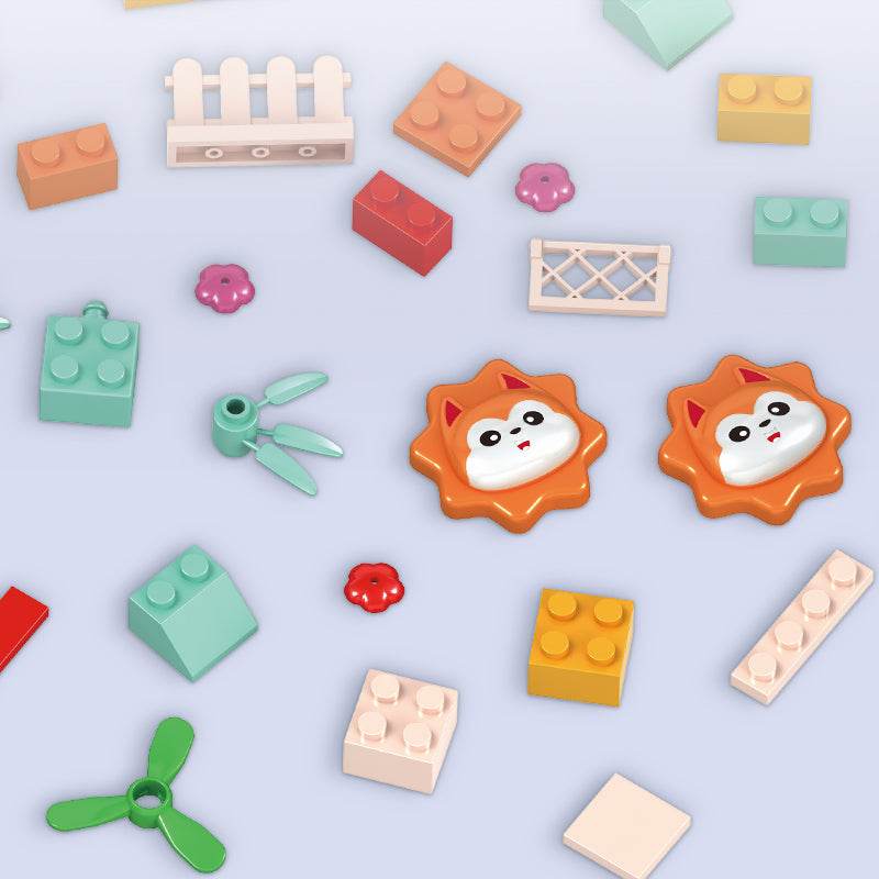 Creative Castle Marble Run Building Blocks with Action Figures Set - ToylandEU