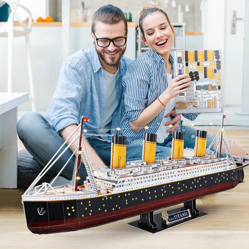 CubicFun 3D Puzzles Ship from PL US RU LED Pirate Model - ToylandEU