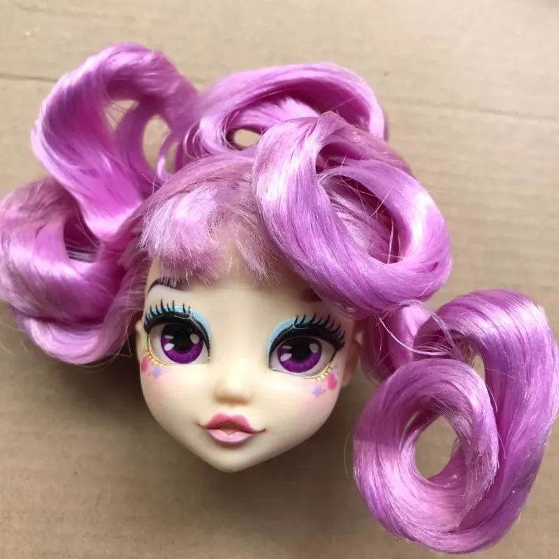 Cute Doll Heads Sparkly Glass Eyes One Sixth Scale Collector - ToylandEU