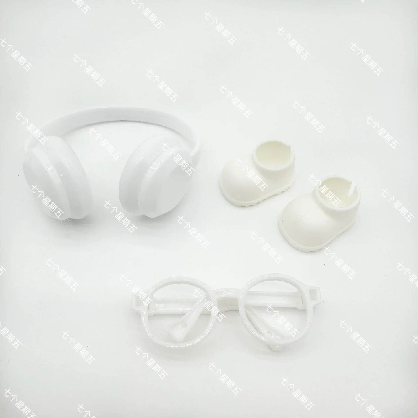 Cute Doll Raincoat Hooded Cape For Labubu Collectors - ToylandEU