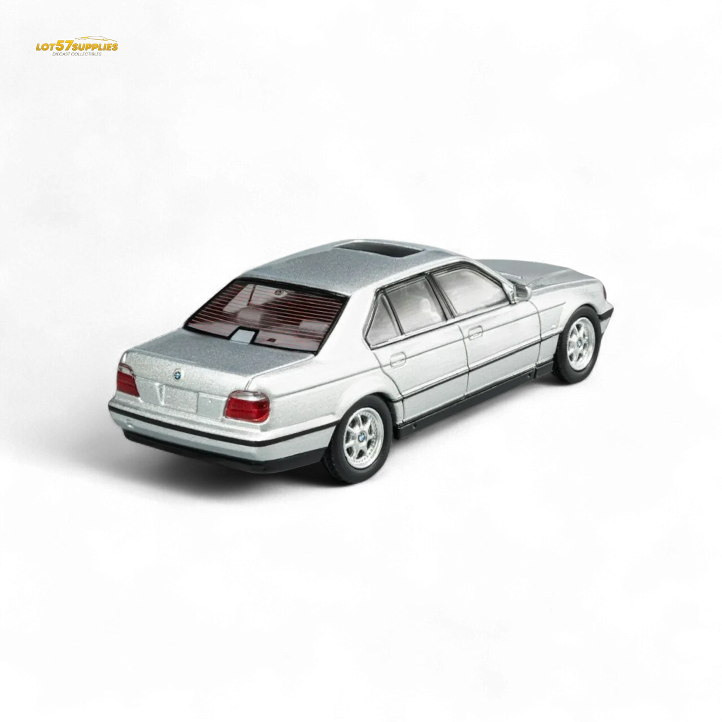 DCM BMW E38 740iL 7-Series in Silver 1:64 - ToylandEU
