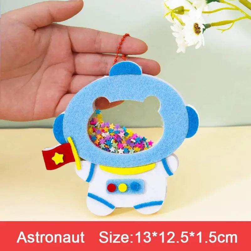 DIY Animal Shake Pendant Craft Kit For Kids Easy Assembly - ToylandEU