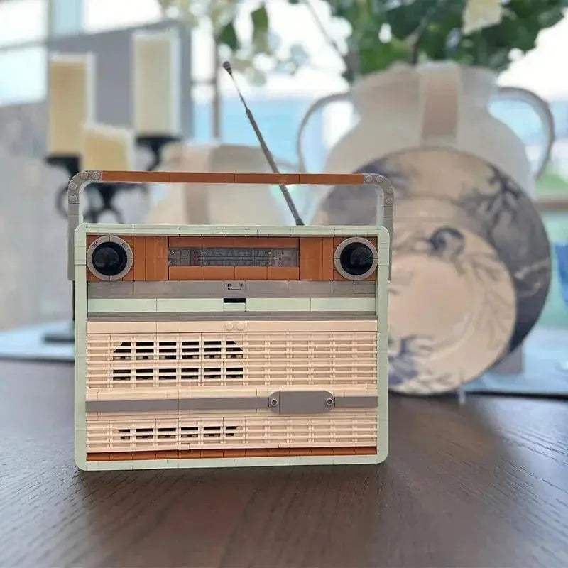 DIY Building Blocks Retro Radio Model for Music Lovers - ToylandEU