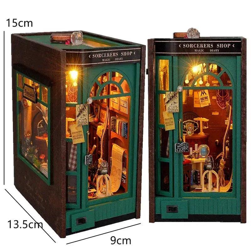  DIY Wooden Book Nook Insert Kit for Dollhouses Classic -  ToylandEU™