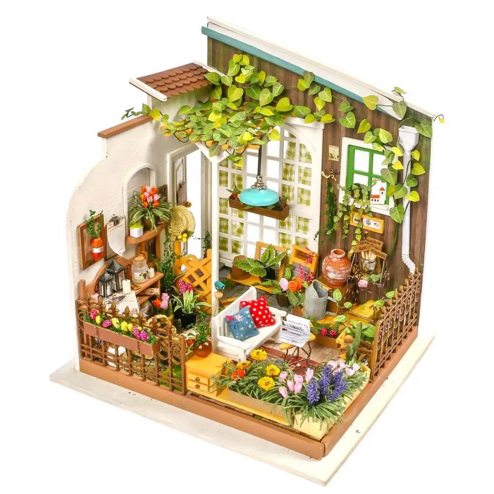 DIY Wooden Miniature Dollhouse 1:24 Model Kit - ToylandEU