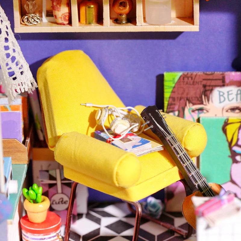 DIY Wooden Miniature Dollhouse 1:24 Model Kit - ToylandEU