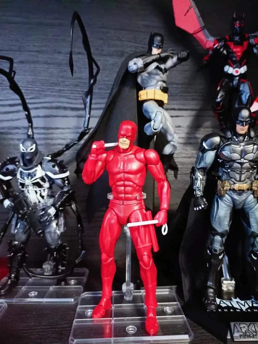 Daredevil Mafex 223 Comic Version Action Figure Premium - ToylandEU
