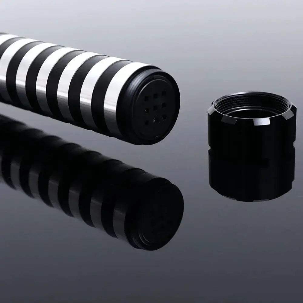 Darksaber RGB Lightsaber With 16 Color Blade And Dueling FX - ToylandEU