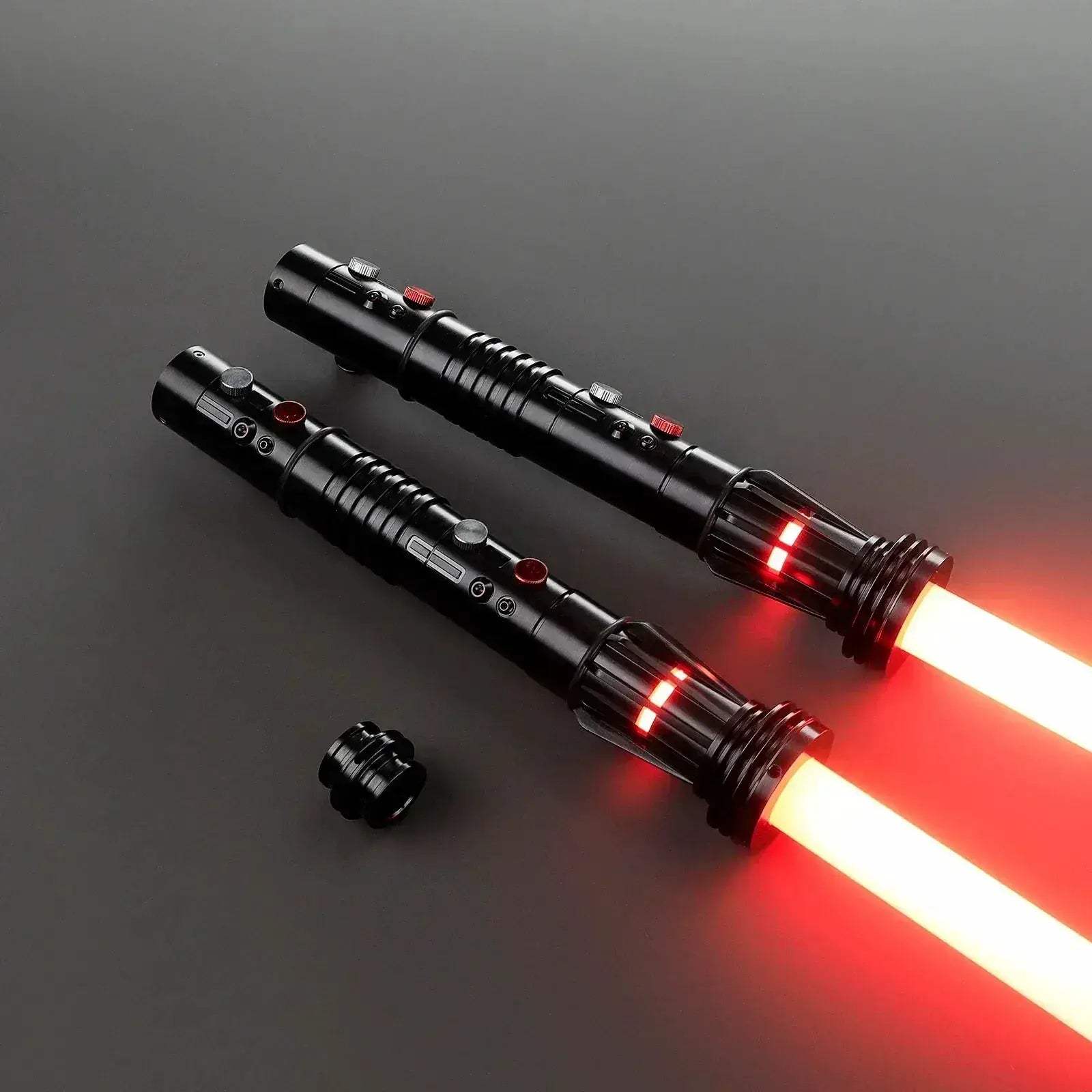 Darth Maul Lightsaber With Infinite Color Changing App Control - ToylandEU