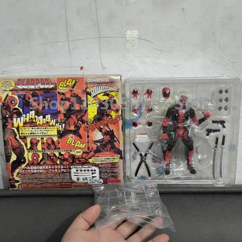  Deadpool Action Figure Marvel Premium Detail -  ToylandEU™