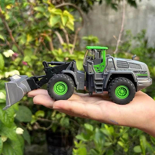 Die-Cast Construction Vehicle Set: Truck, Excavator & Crane Models - ToylandEU