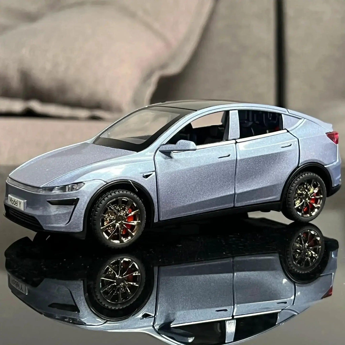    Diecast 1:32 Model Car Sound and Light |   -  ToylandEU™