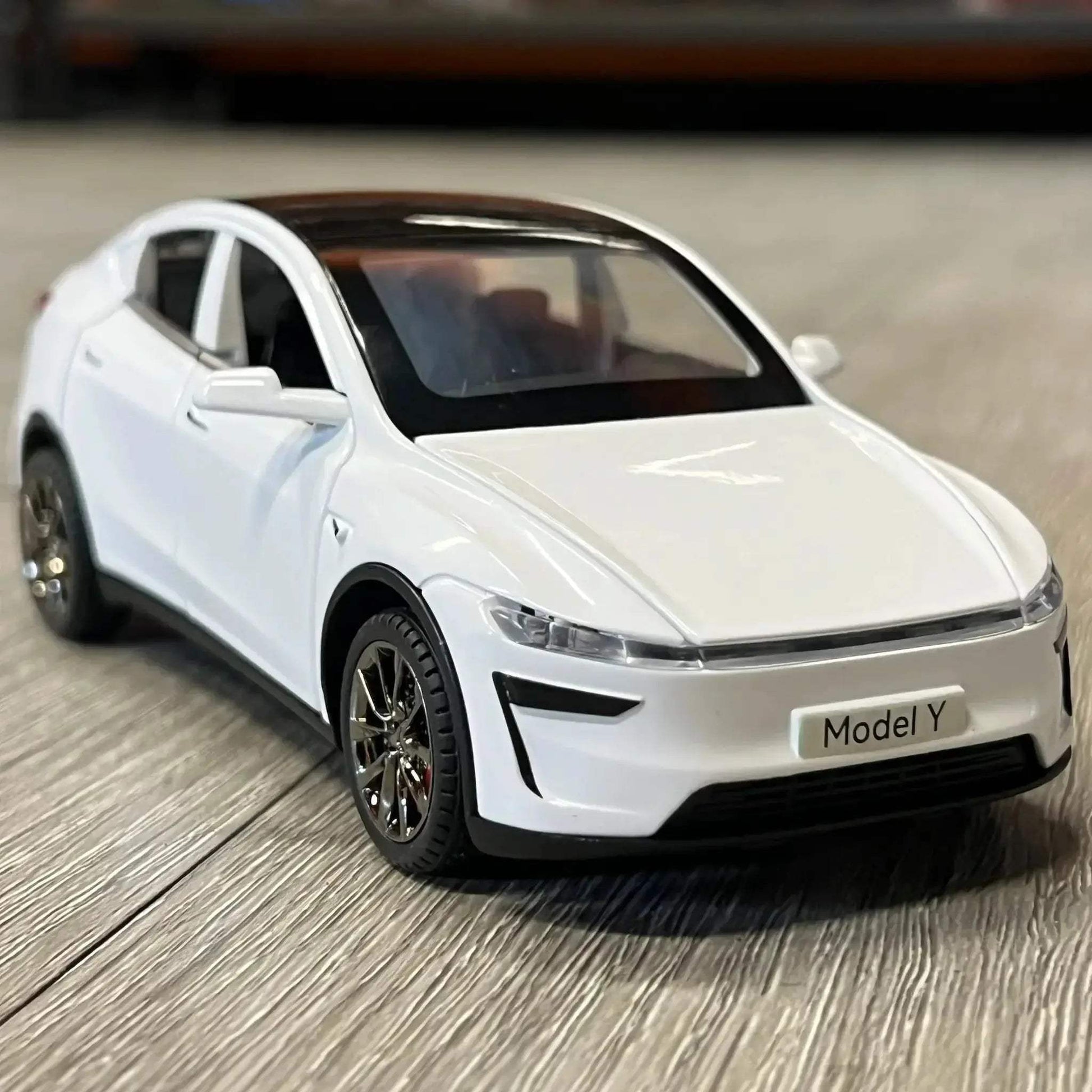    Diecast 1:32 Model Car Sound and Light |   -  ToylandEU™