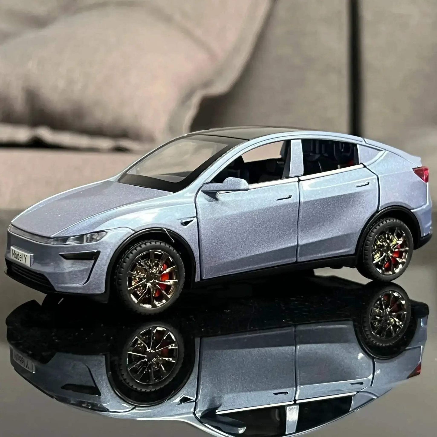    Diecast 1:32 Model Car Sound and Light |   -  ToylandEU™