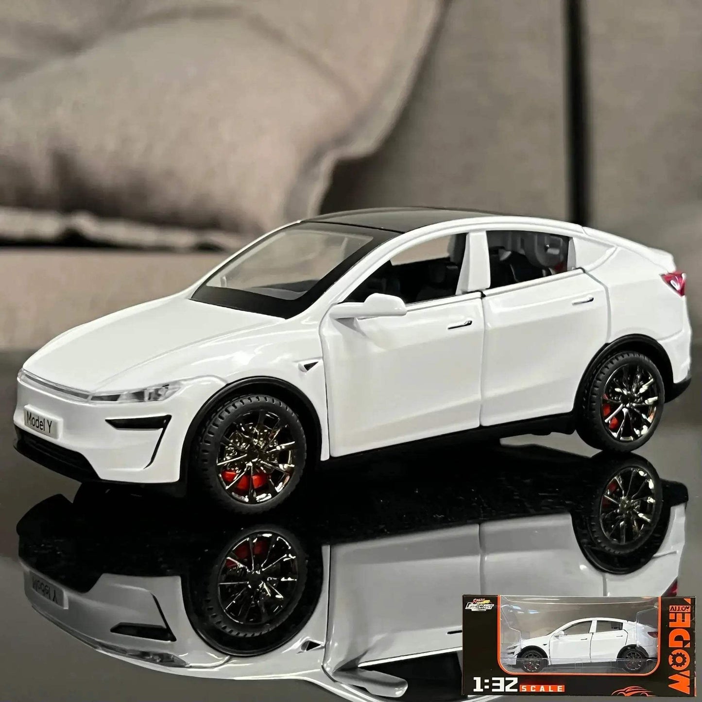    Diecast 1:32 Model Car Sound and Light |   -  ToylandEU™