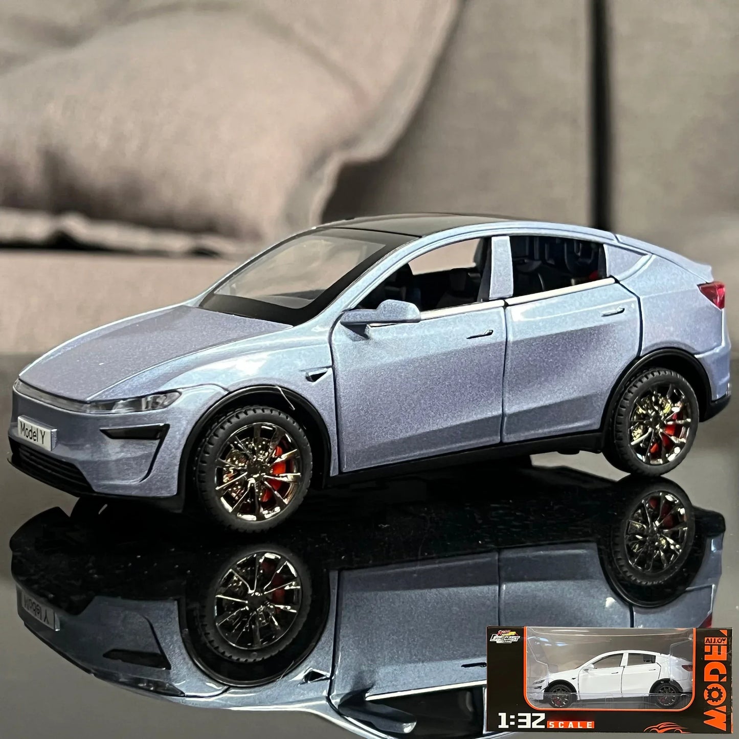 Diecast 1:32 Model Car Sound and Light for Children - ToylandEU