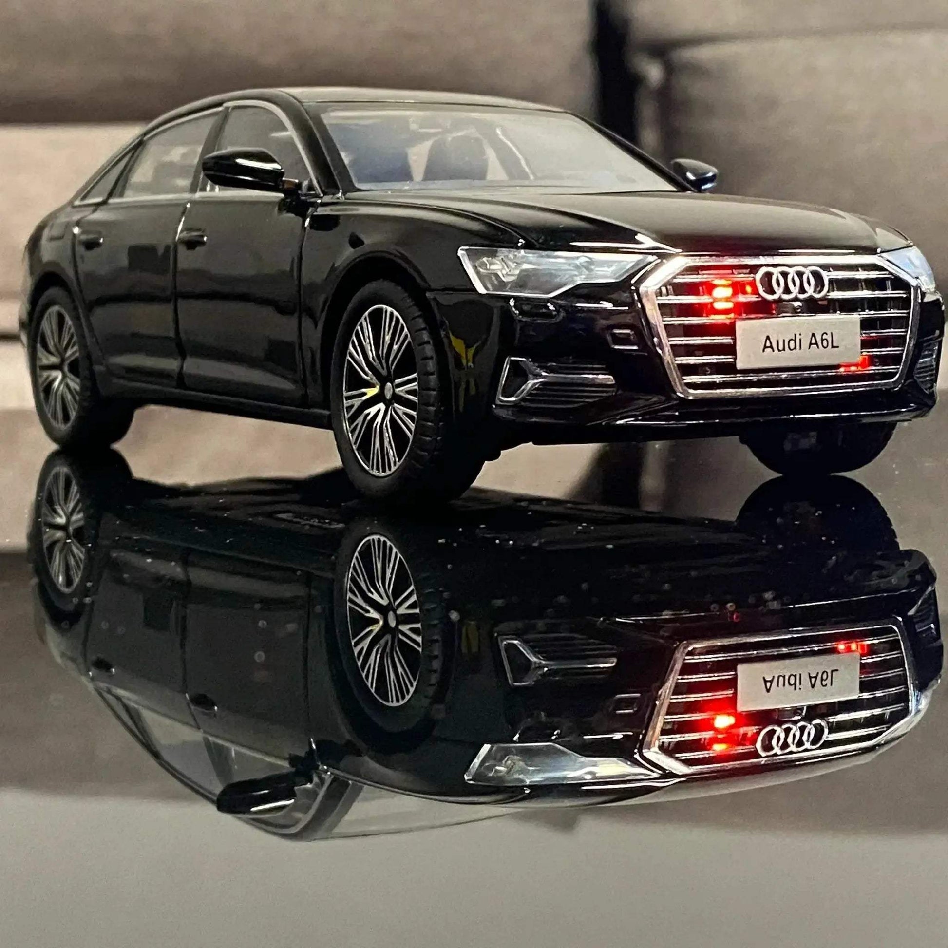    Diecast A6L Car Model Pull Back Light |   -  ToylandEU™