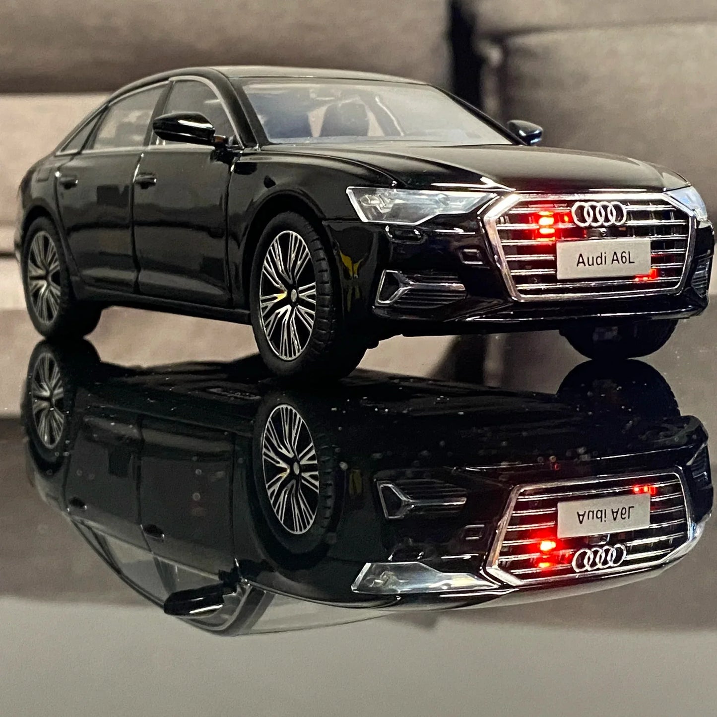 Diecast A6L Car Model With Pull Back Sound And Light For Boyfriend - ToylandEU