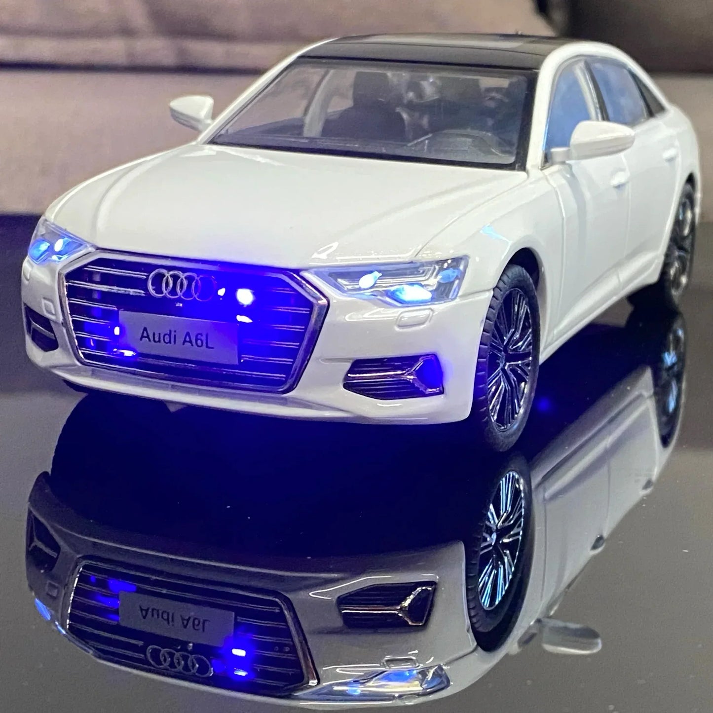 Diecast A6L Car Model With Pull Back Sound And Light For Boyfriend - ToylandEU