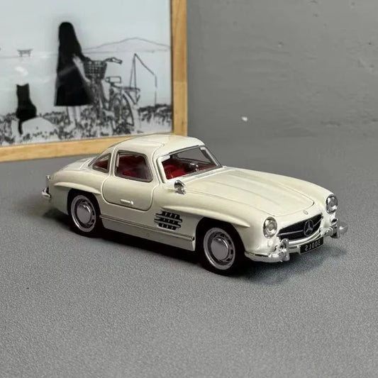 Diecast Alloy Car 1:32 Scale Mercedes Benz 300SL For Boys - ToylandEU