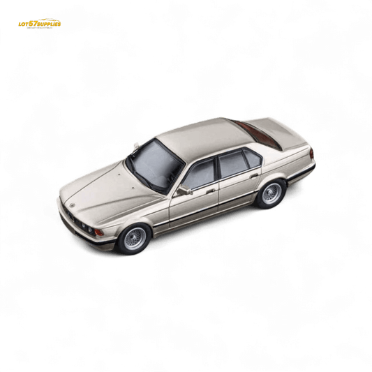 Diecast BMW E32 7-Series | 1:64 Scale | Toylandeu™