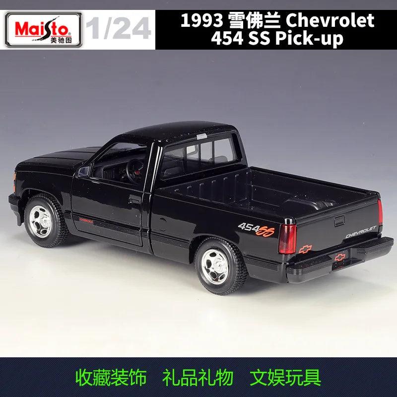  Diecast Car 1 24 Chevy 454SS 1993 Maisto Toylandeu 