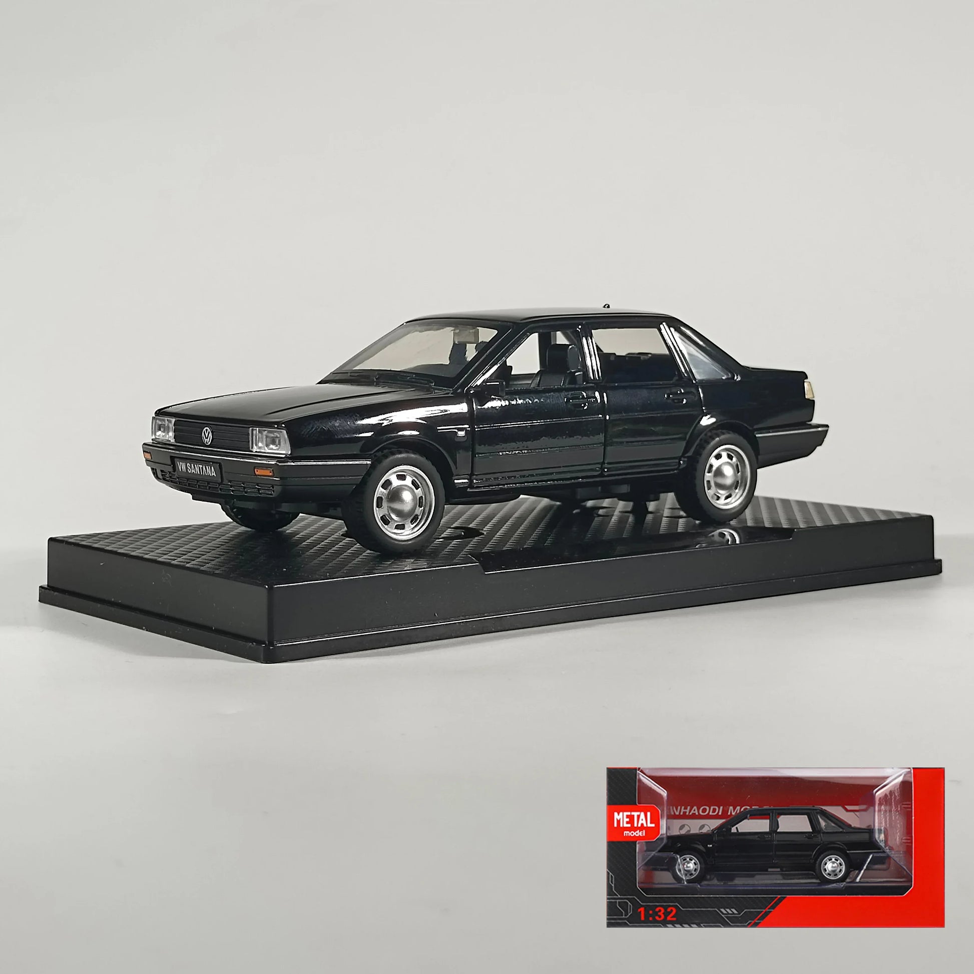 Diecast Car 1:32 Scale Pull Back With Sound And Light For Kids - ToylandEU