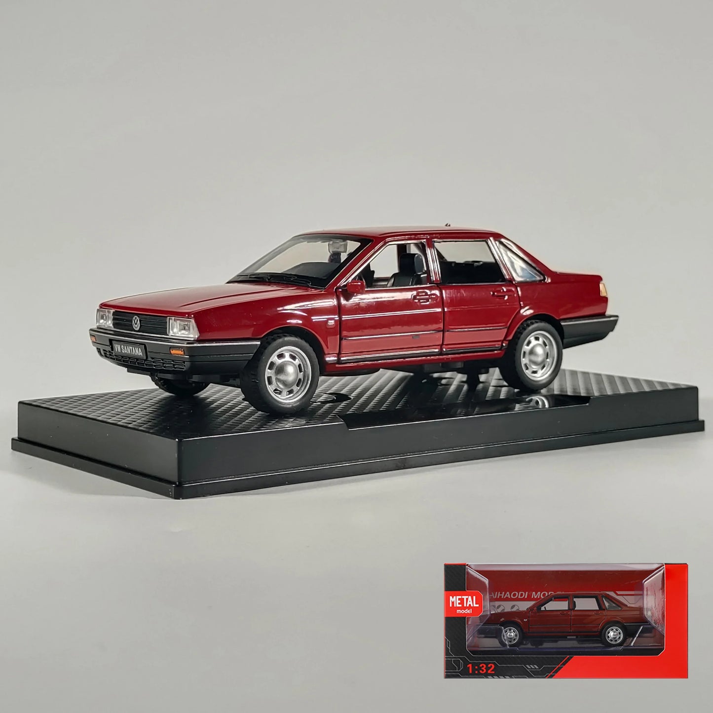 Diecast Car 1:32 Scale Pull Back With Sound And Light For Kids - ToylandEU