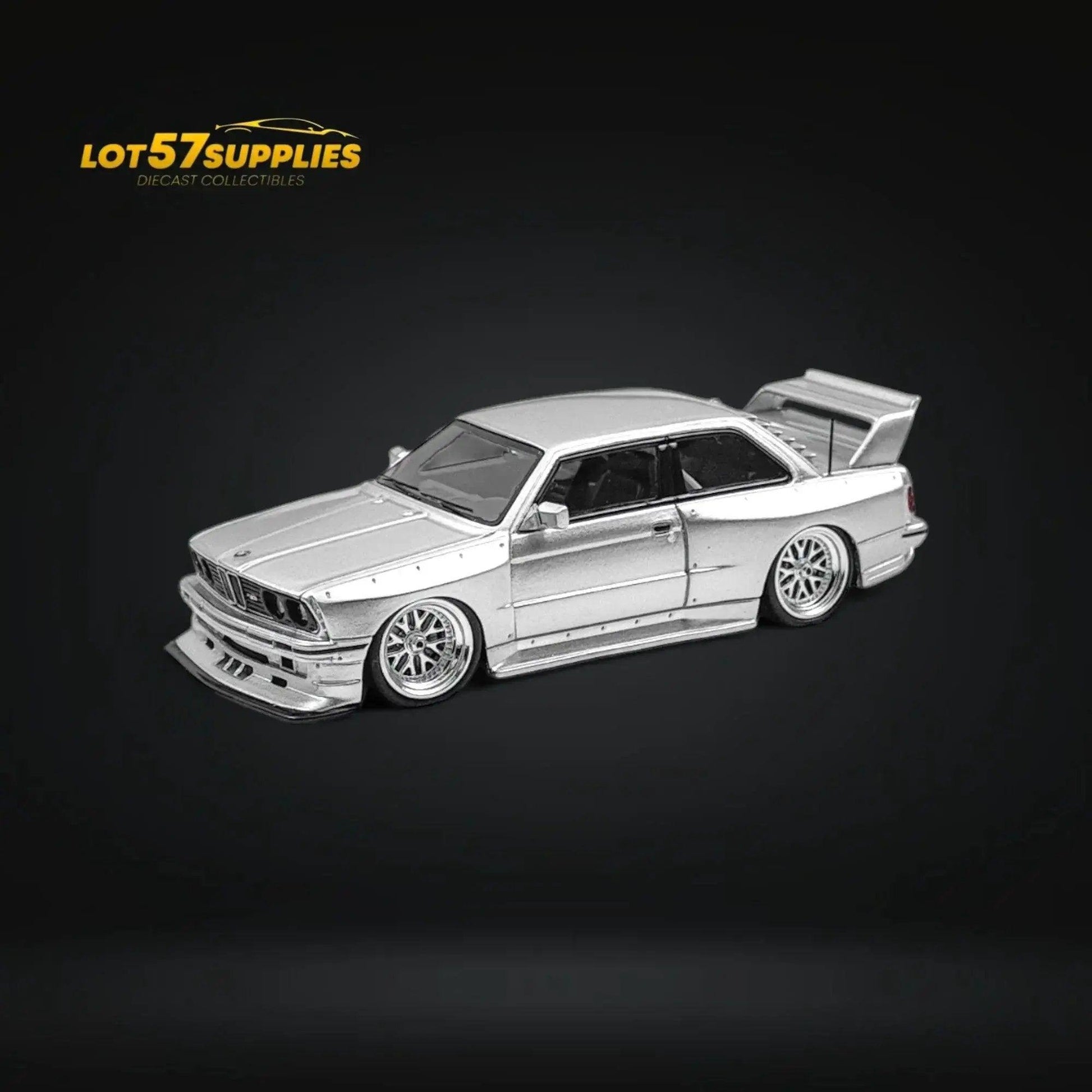  NA BMW E30 Wide-Body Silver 1:64 -  ToylandEU™