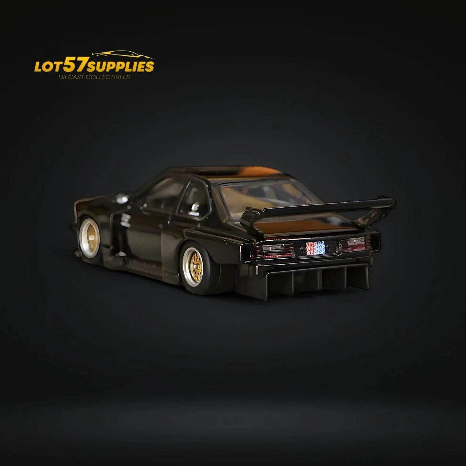  Street Weapon BMW E24 635 CSI Sharknose WideBody Black 1:64 -  ToylandEU™