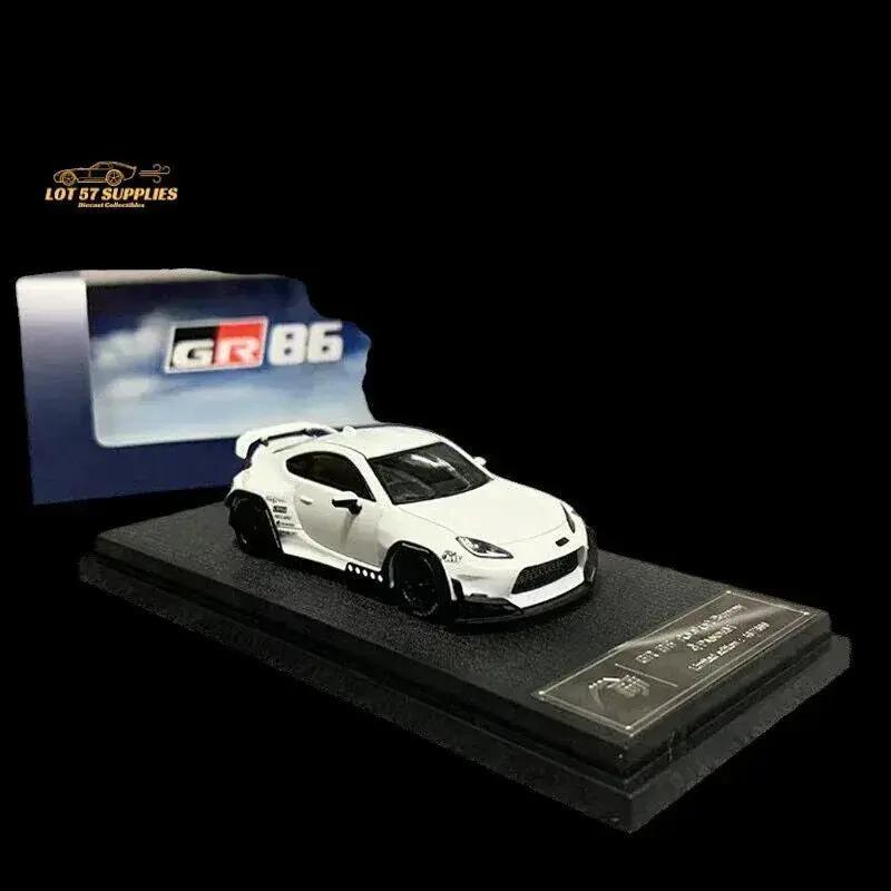  Fuji Toyota GR86 Rocket Bunny Pandem White 1:64 -  ToylandEU™