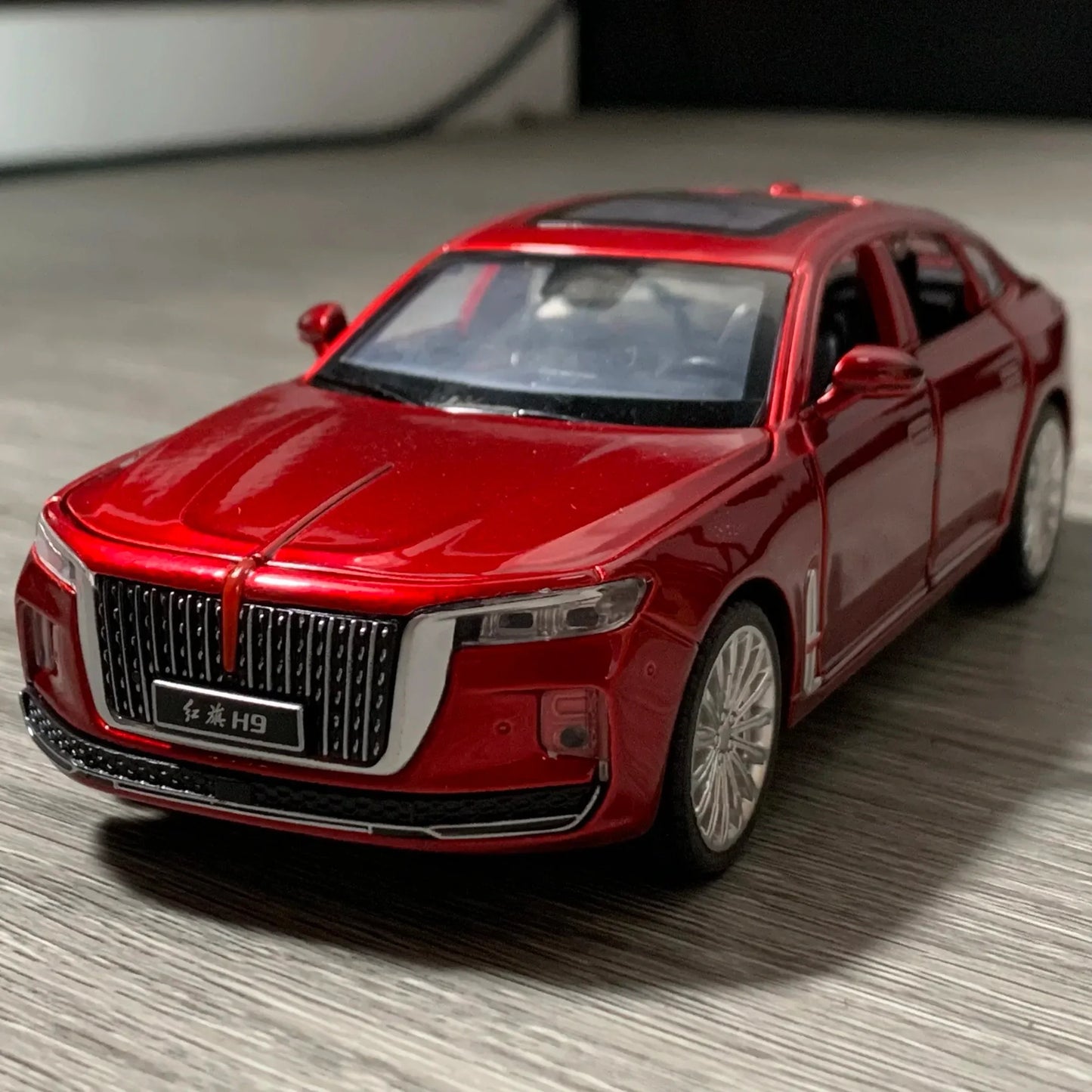 Diecast Car Hongqi H9 1 to 32 Scale Alloy Model for Collectors - ToylandEU