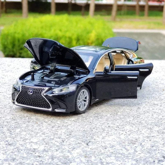 Diecast Model Car | 1:32 Scale Pull Back | Toylandeu™