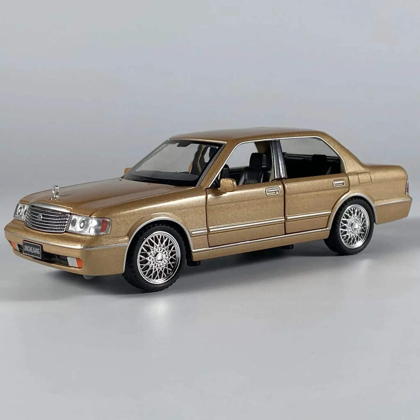  Diecast Model Car 1 32 Scale Toyota Crown Plus|  -  ToylandEU™