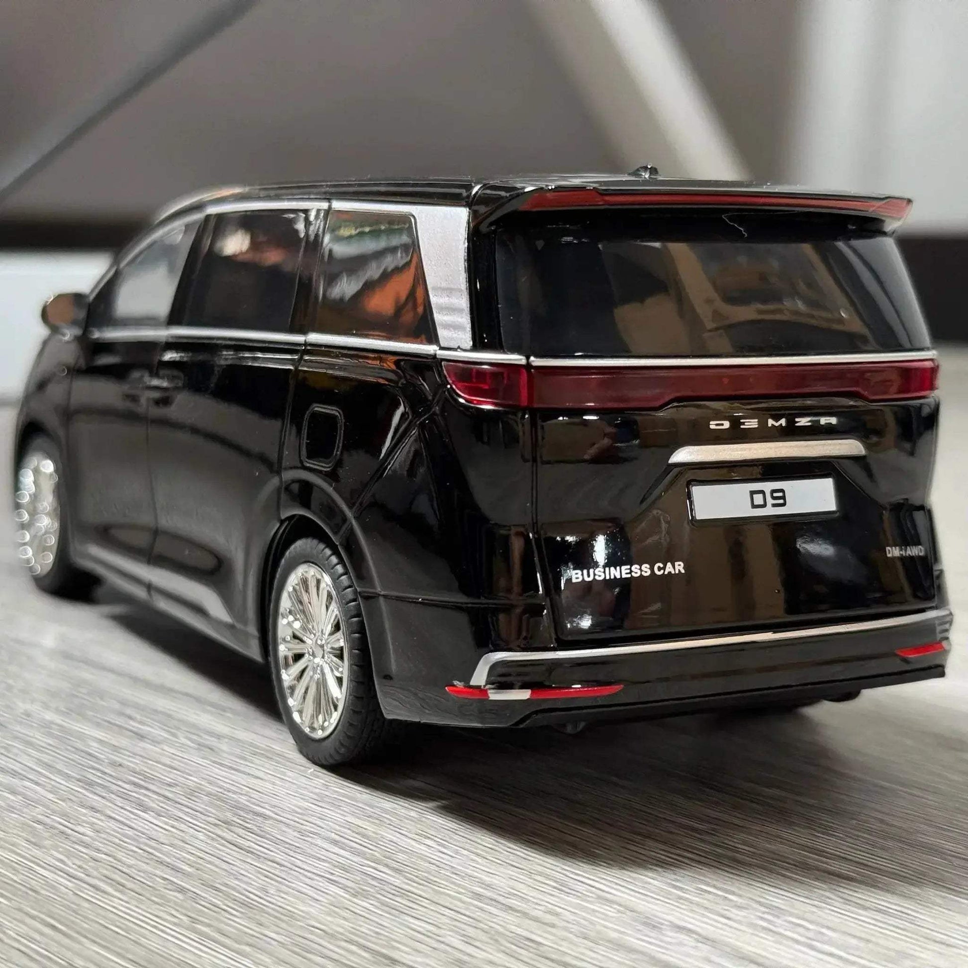    Diecast Model Car 1 To 24 Scale MPV -   -  ToylandEU™