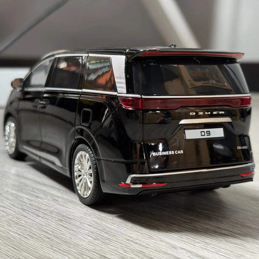    Diecast Model Car 1 To 24 Scale MPV -   -  ToylandEU™