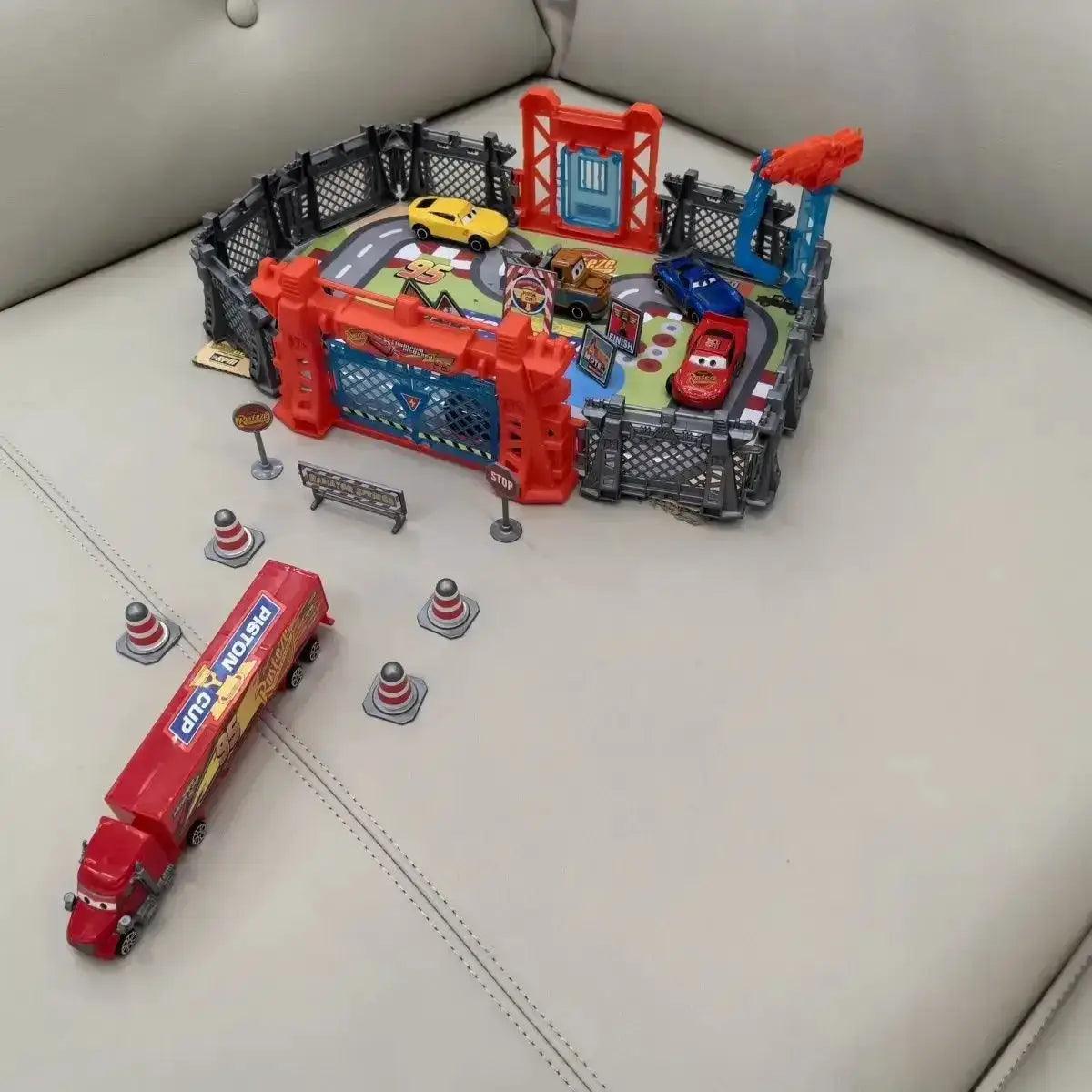  Disney Pixar Die Cast Cars Set With Race Track Playset -  ToylandEU™