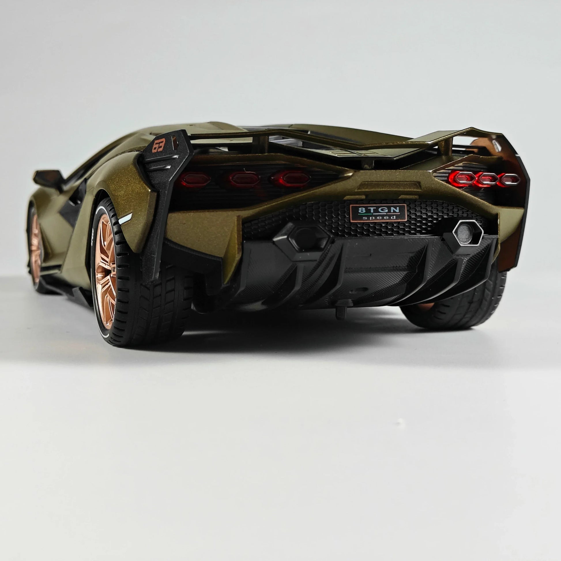 Diecast Model One Eighteen Sian FKP37 With Sound and Light for Collector - ToylandEU