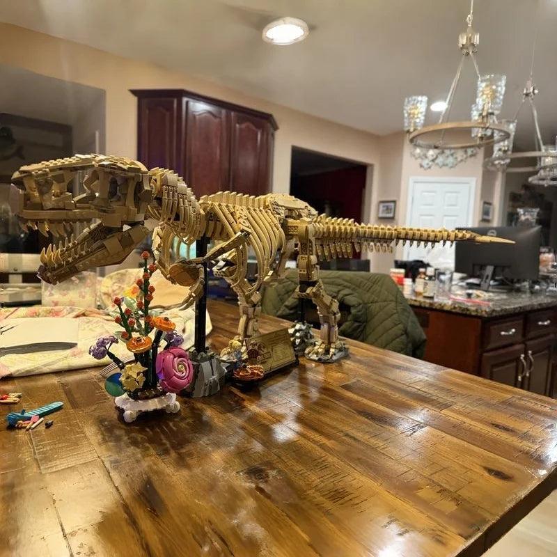 Dinosaur Building Blocks | T Rex Theme | Toylandeu™