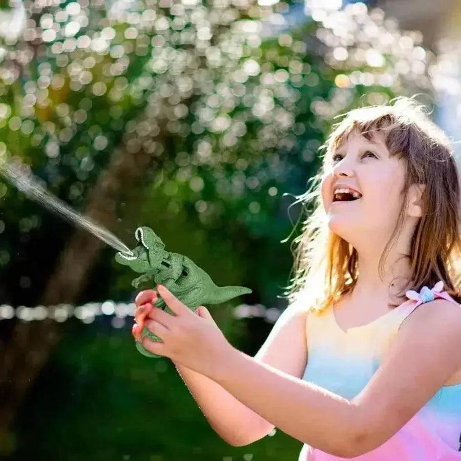  Dinosaur Shake Head Water Spray Toy for Summer Beach Fun -  ToylandEU™