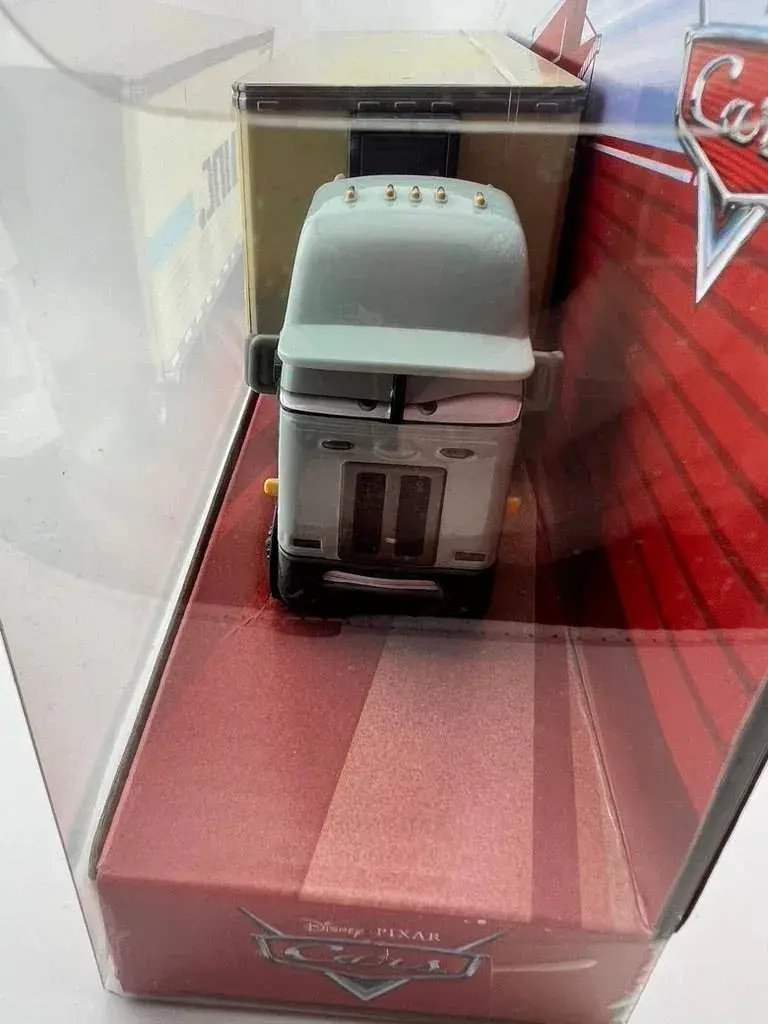 Disney Pixar Cars Chet Boxkarr Hauler - ToylandEU
