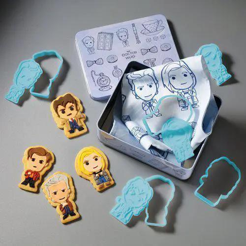  Doctor Who Cookie Cutters Tin Includes Tea Towel -  ToylandEU™