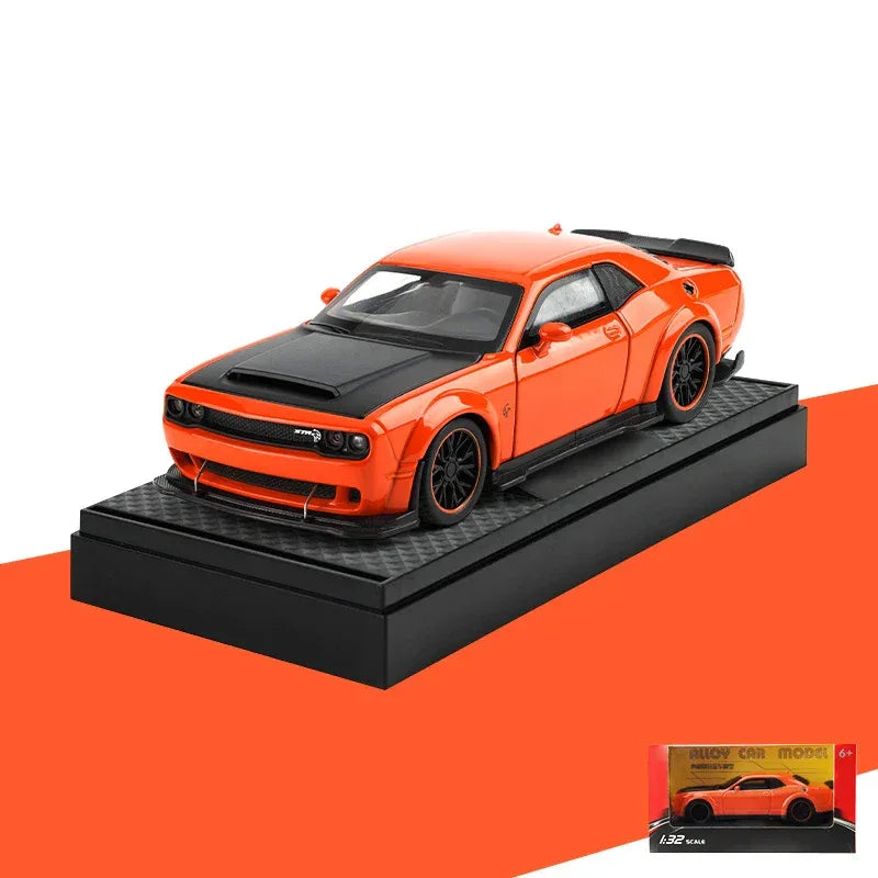 Dodge Challenger SRT Hellcat Redeye 1:32 Diecast Model Car With Sound And Light - ToylandEU