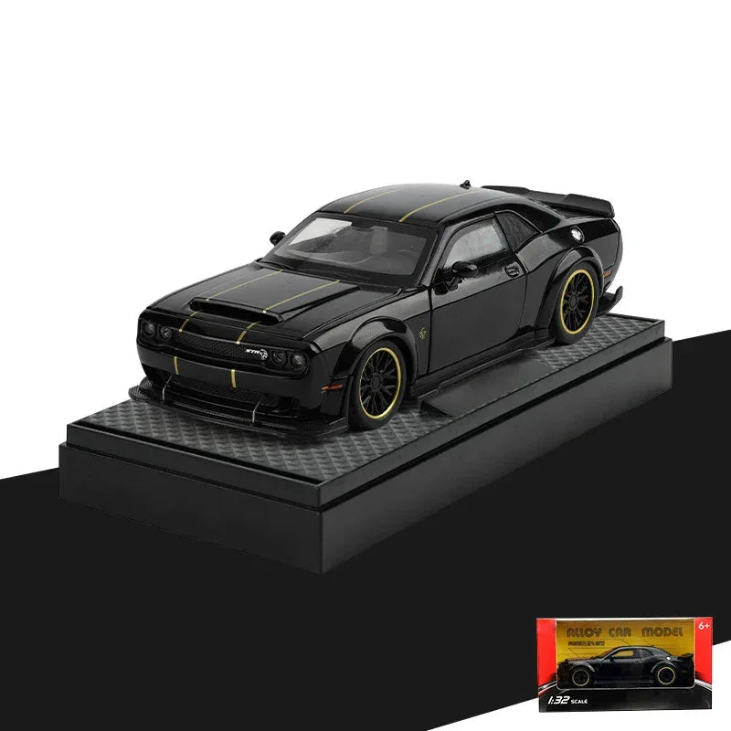 Dodge Challenger SRT Hellcat Redeye 1:32 Diecast Model Car With Sound And Light - ToylandEU